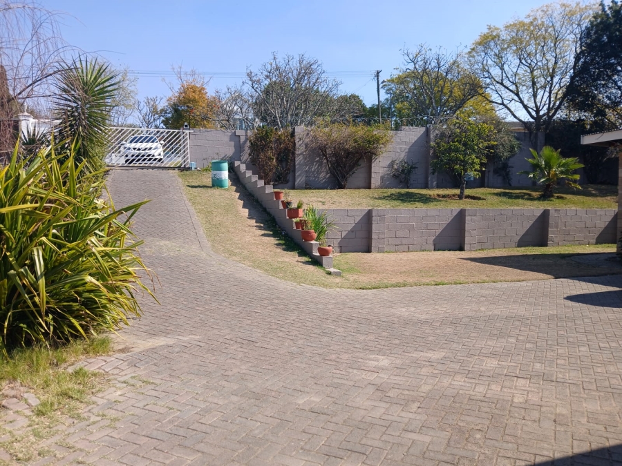 4 Bedroom Property for Sale in West Bank Eastern Cape